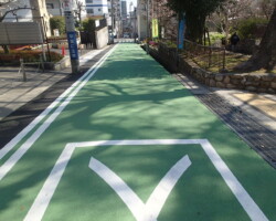 樹脂系すべり止め舗装RPN-301 スクールゾーン